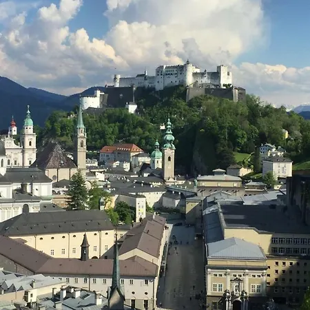 Modernes 3zi-app. Im Herzen Salzburgs Salzburg